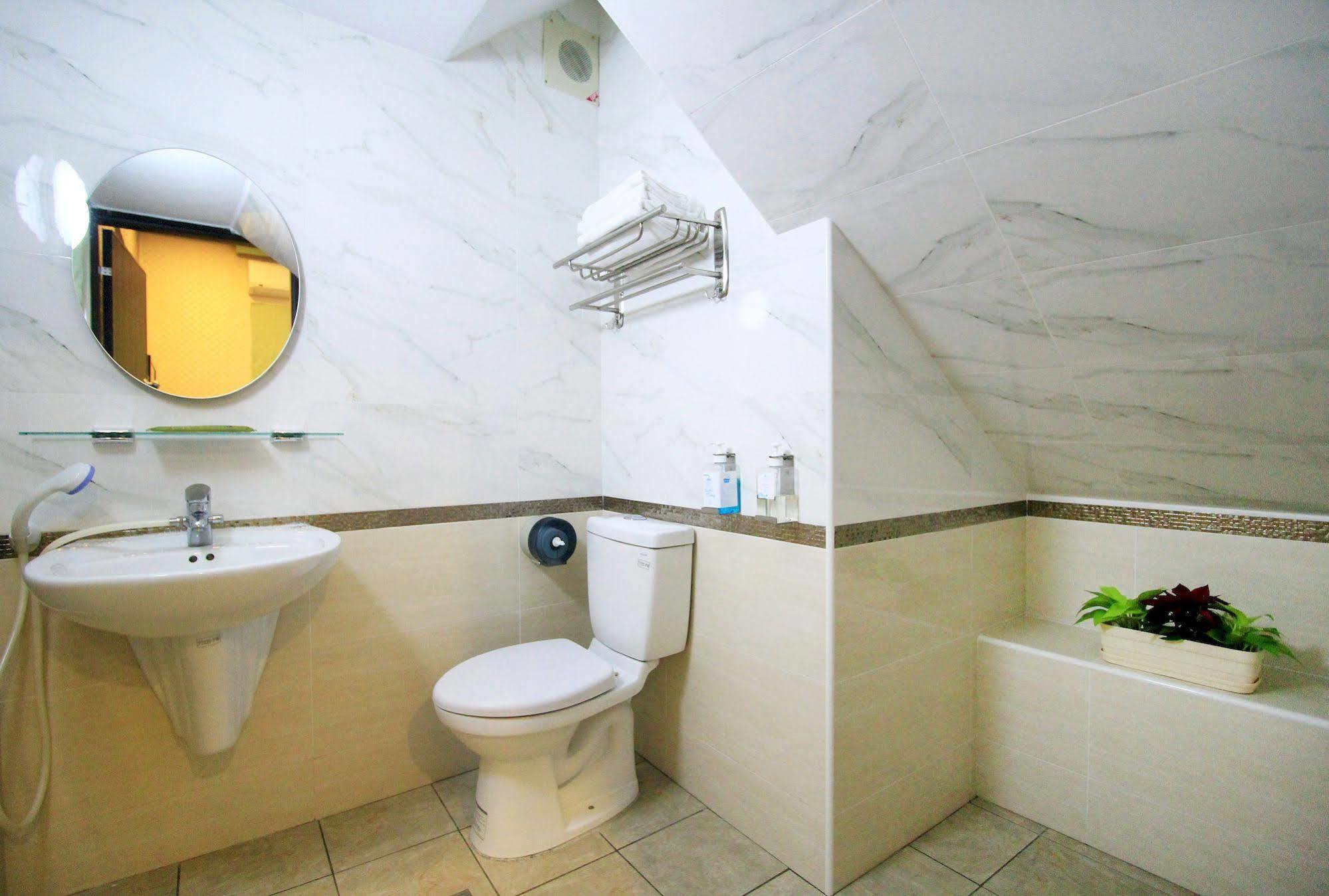 Lantian Baiyun Apartment Hualien City Luaran gambar