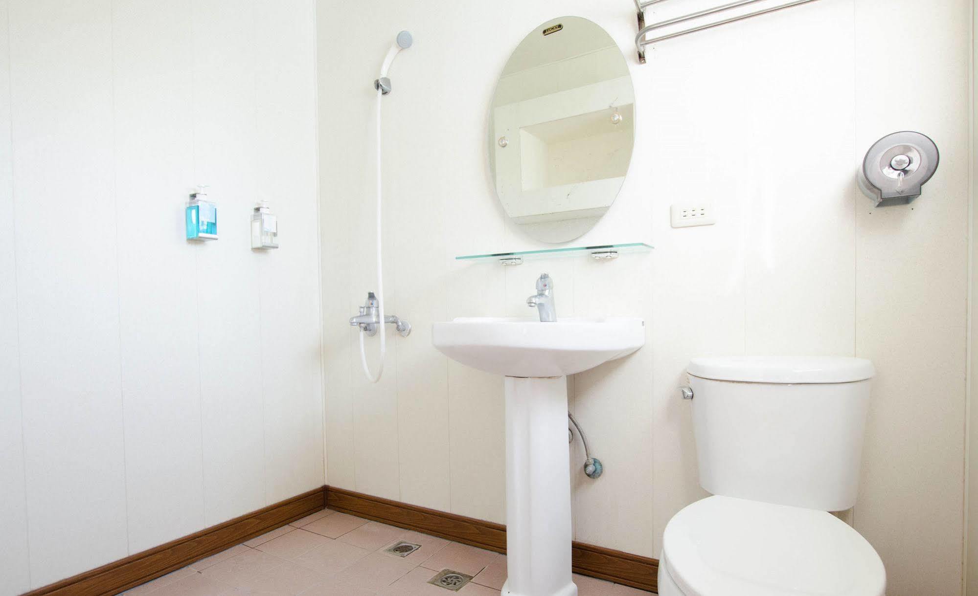 Lantian Baiyun Apartment Hualien City Luaran gambar